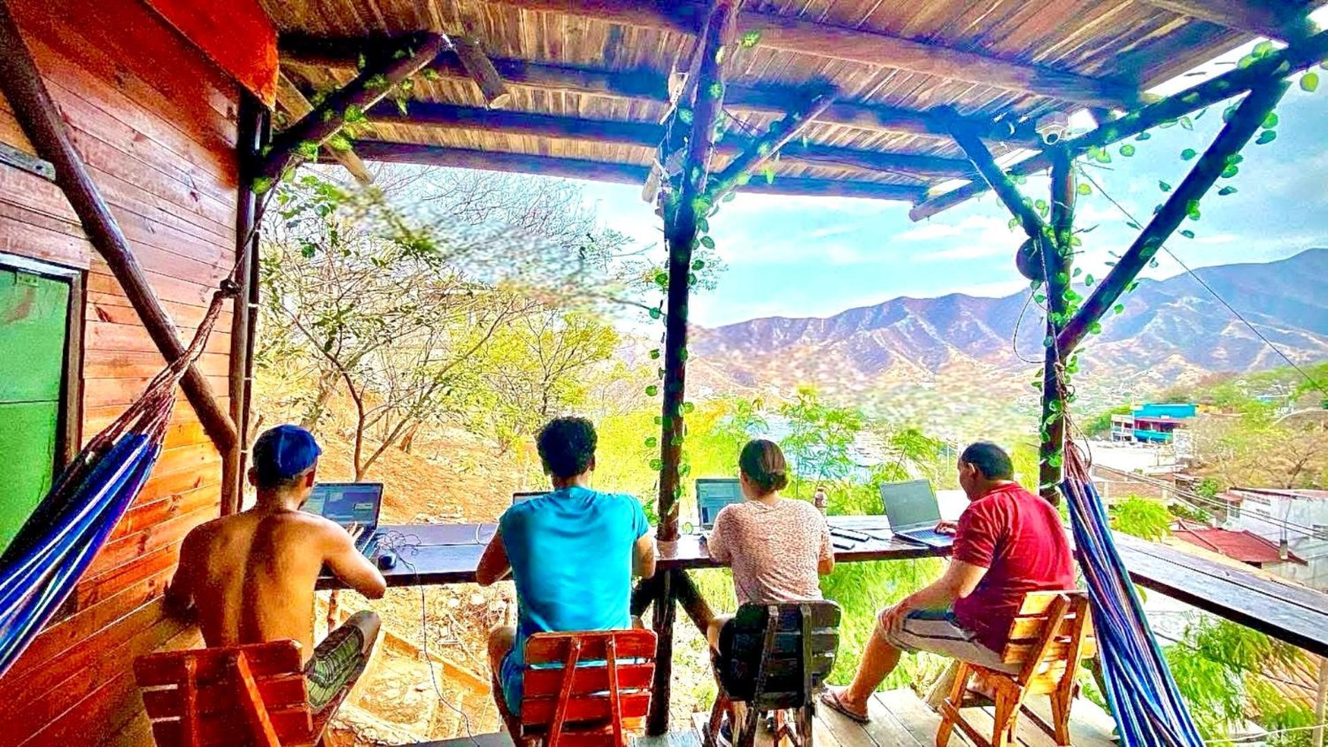 Tamarindo Beach Hostel Taganga Exterior photo